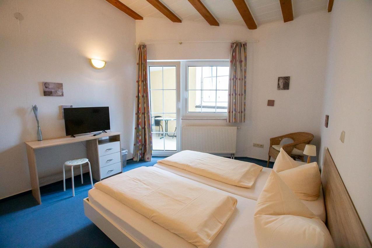 Hotel Dolgesheim 外观 照片