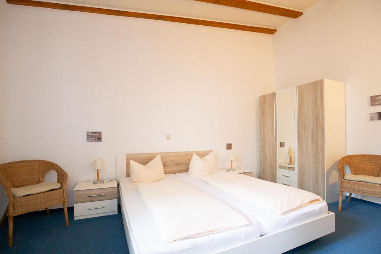 Hotel Dolgesheim 外观 照片