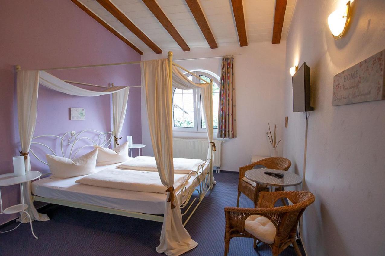 Hotel Dolgesheim 外观 照片
