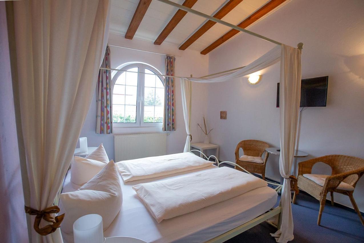 Hotel Dolgesheim 外观 照片