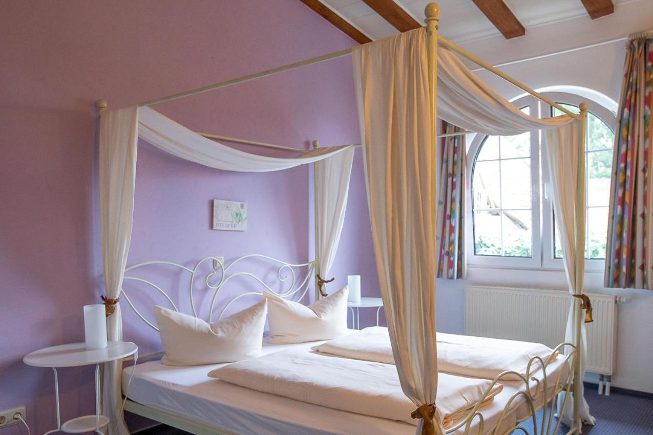 Hotel Dolgesheim 外观 照片